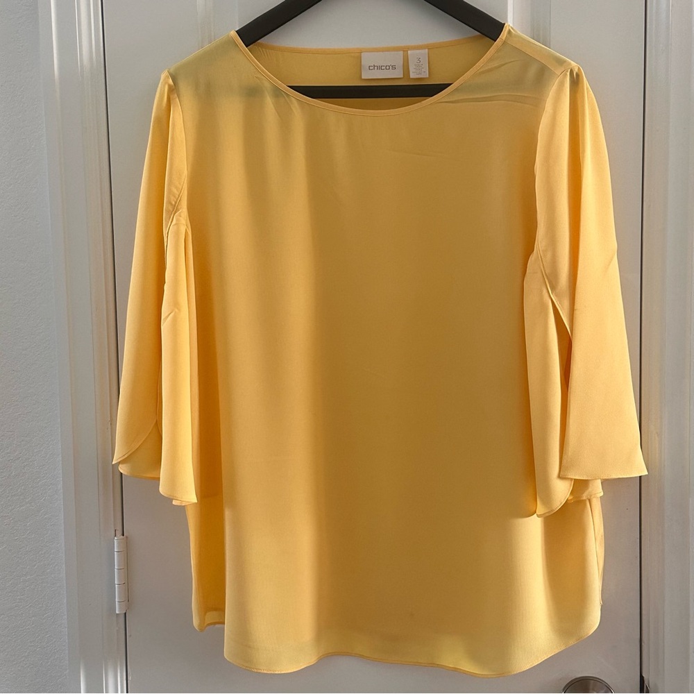Chicos Yellow Flutter Sleeve Blouse Size 3 100% Polyester Lightweight Flowing